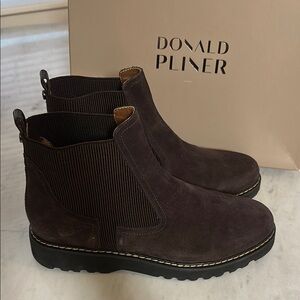 Donald Pliner Brown Suede Boots